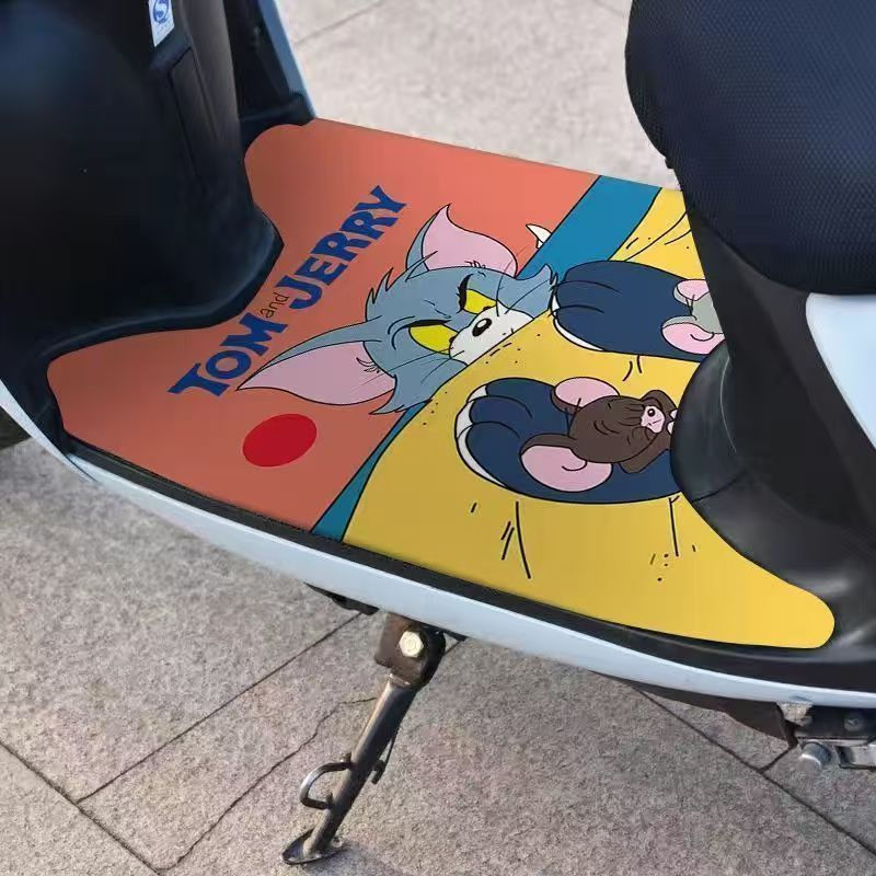 Review Tapete para os pés de scooter elétrico com desenho animado fofo, tapete de PVC cortável com laço de arame, tapete univer: Vale a Pena em 2026?
