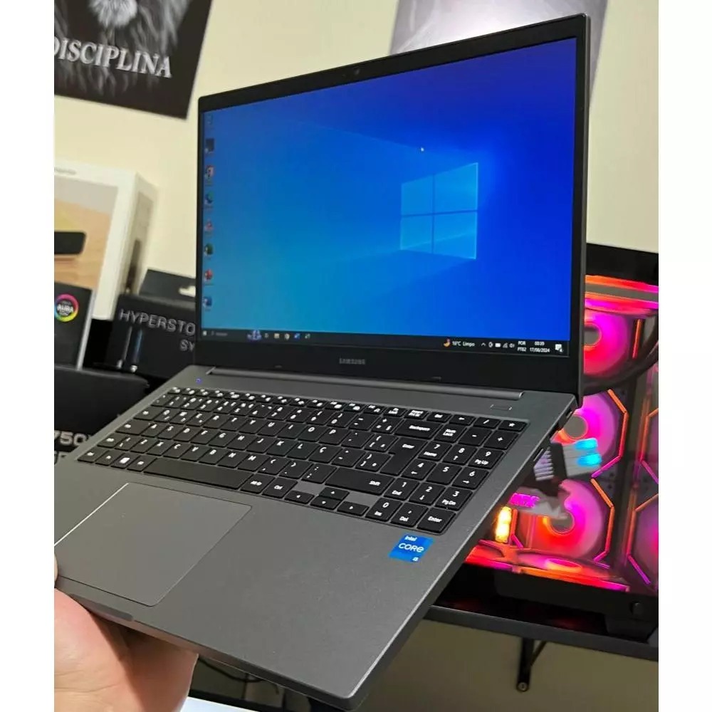 Review Notebook Samsung Book i5-11ºGeração, 12GB RAM, SSD 256GB, Tela 15.6 Notebook Rápido para Trabalho e Estudos: Vale a Pena em 2026?